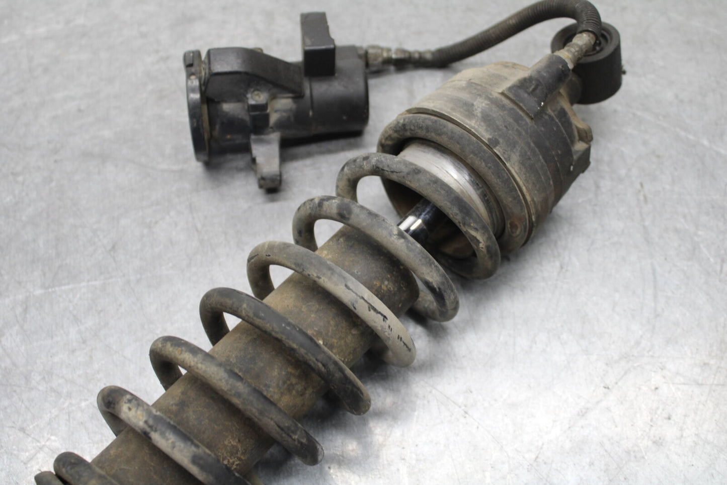 85-86 SUZUKI MADURA 1200 REAR BACK SHOCK ABSORBER BB691