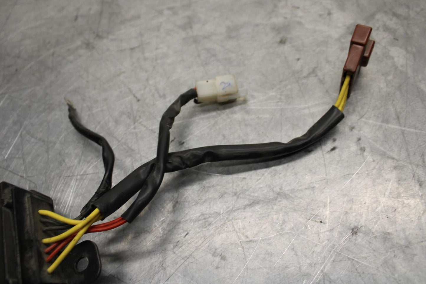 18 KTM RC 390 RECTIFIER VOLTAGE REGULATOR BB442