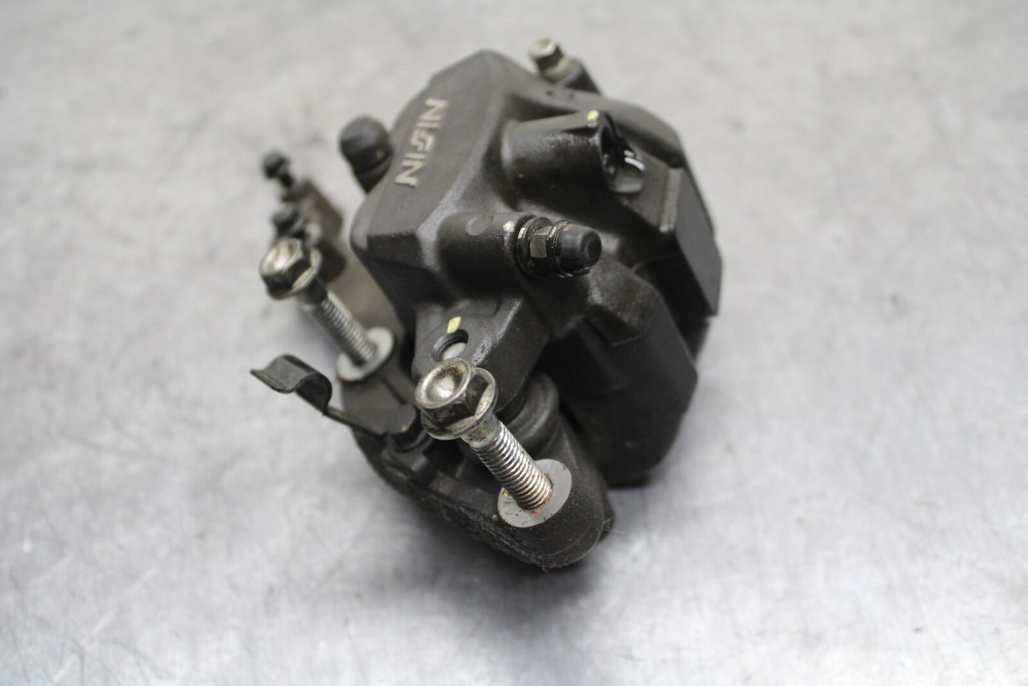 15-16 HONDA CB300F RIGHT FRONT BRAKE CALIPER BB740