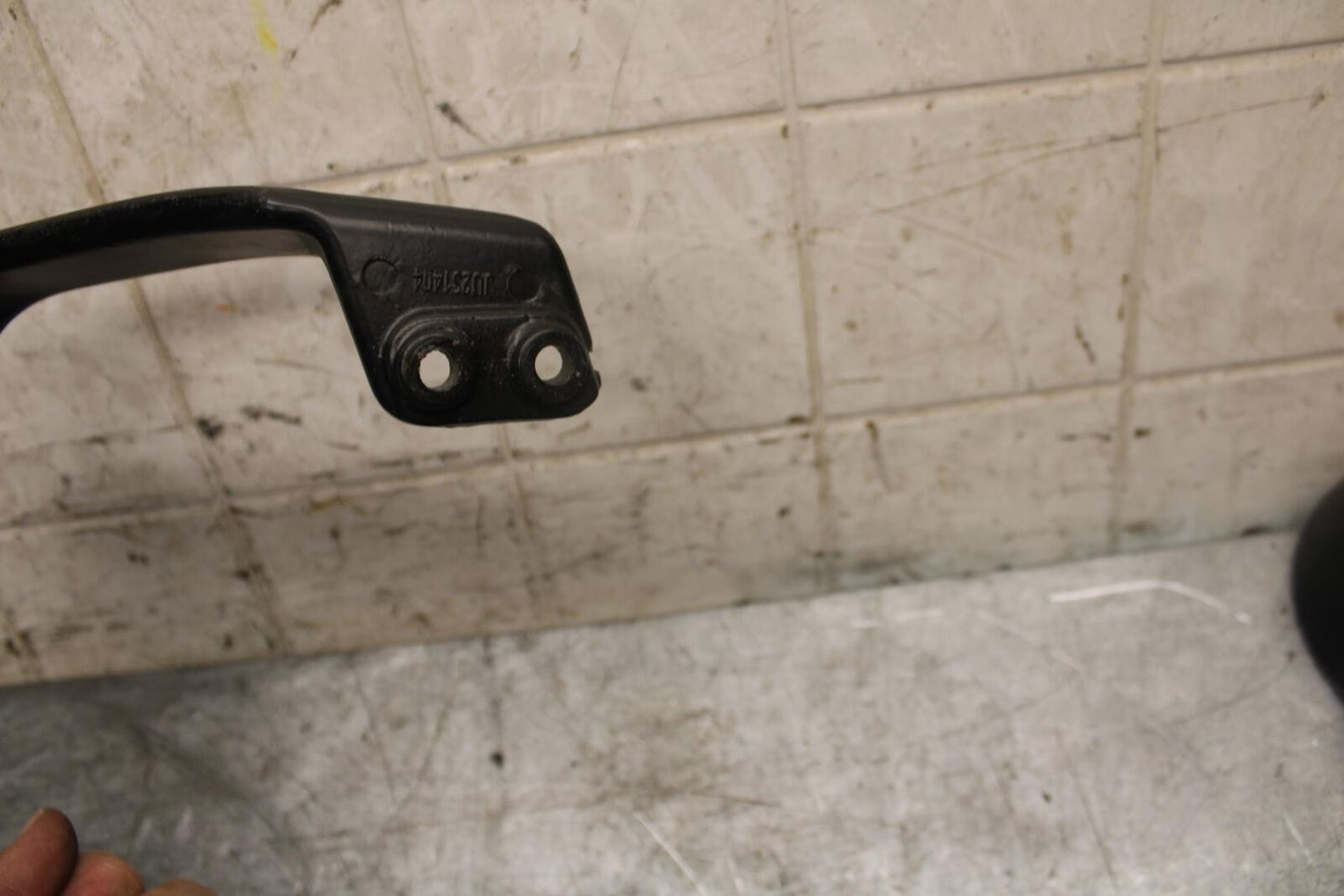 22-23 HUSQVARNA SVARTPILEN 401 PASSENGER REAR SEAT GRAB BAR HANDLE BB541