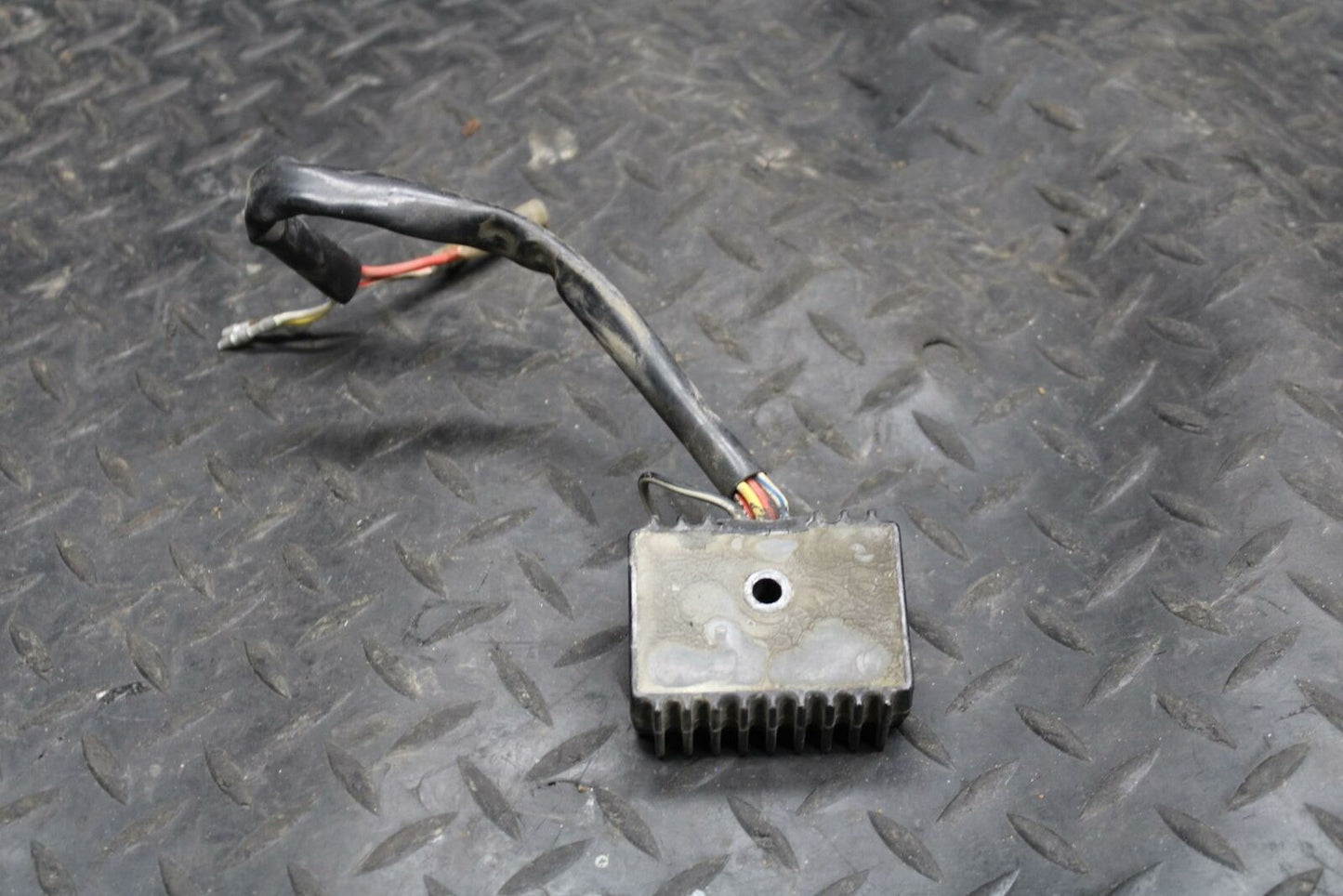 78 SUZUKI GS550E RECTIFIER VOLTAGE REGULATOR BB212