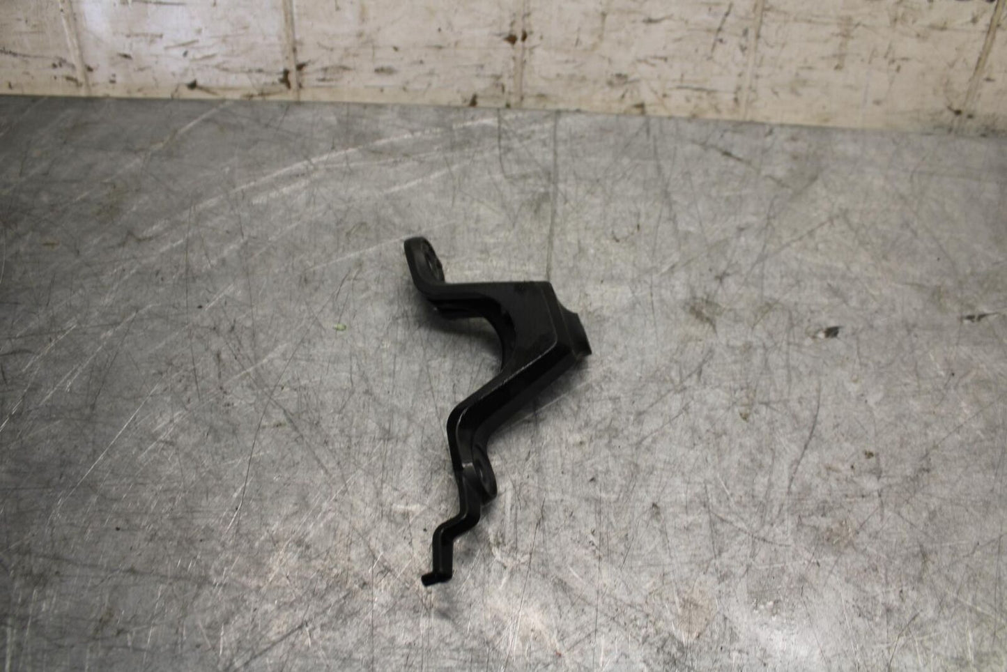 2012 Kawasaki Ninja ZX6R ZX600R DAMPER BRACKET MOUNT BB529