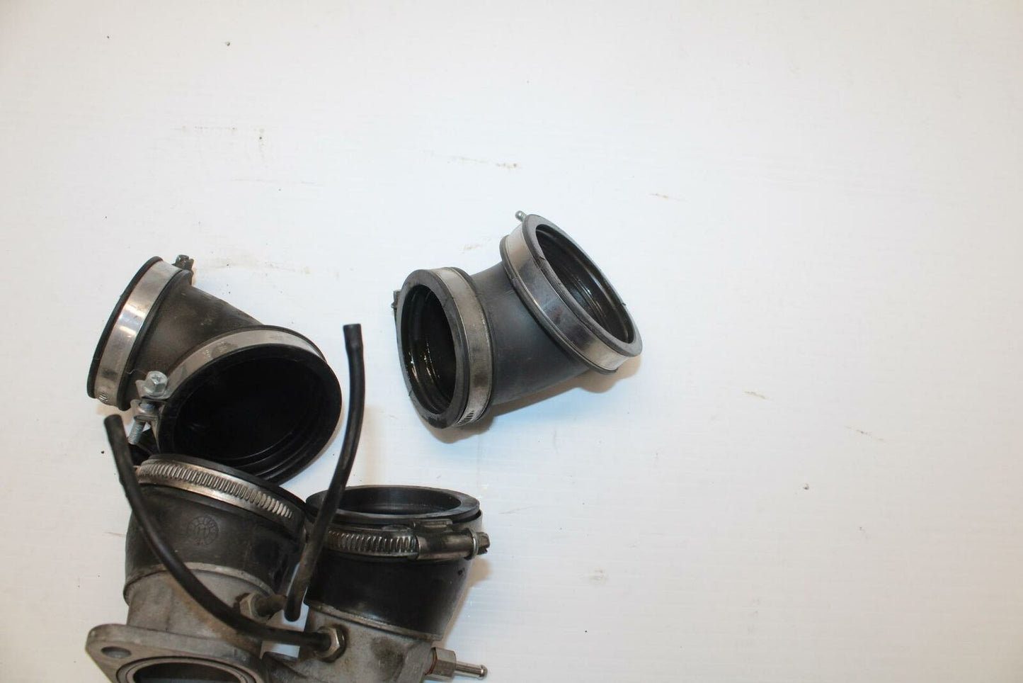 12 DUCATI MONSTER 796 AIRBOX INTAKE MANIFOLD BB276