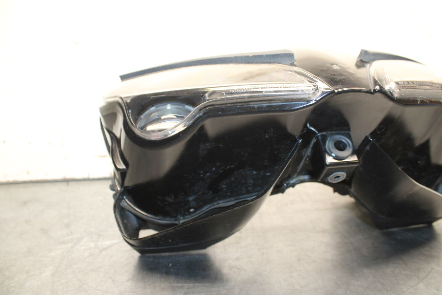 08-13 DUCATI 848 EVO FRONT HEADLIGHT HEAD LIGHT LAMP BB667