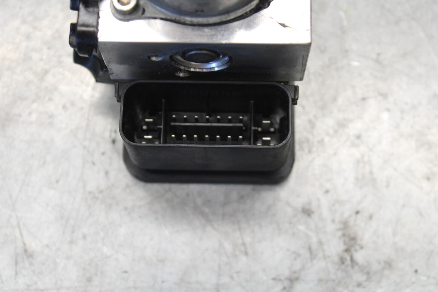 19-21 TRIUMPH SPEED TWIN 1200 ABS PUMP UNIT MODULE T2021971 BB653