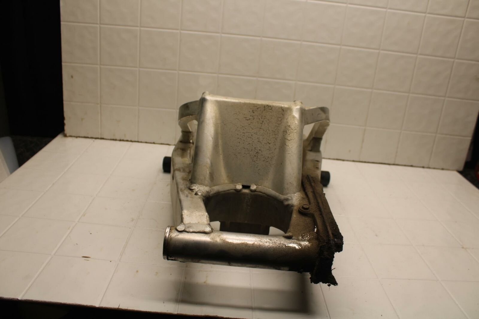 01-02 SUZUKI GSXR750 REAR SWINGARM BACK SUSPENSION SWING ARM BB402