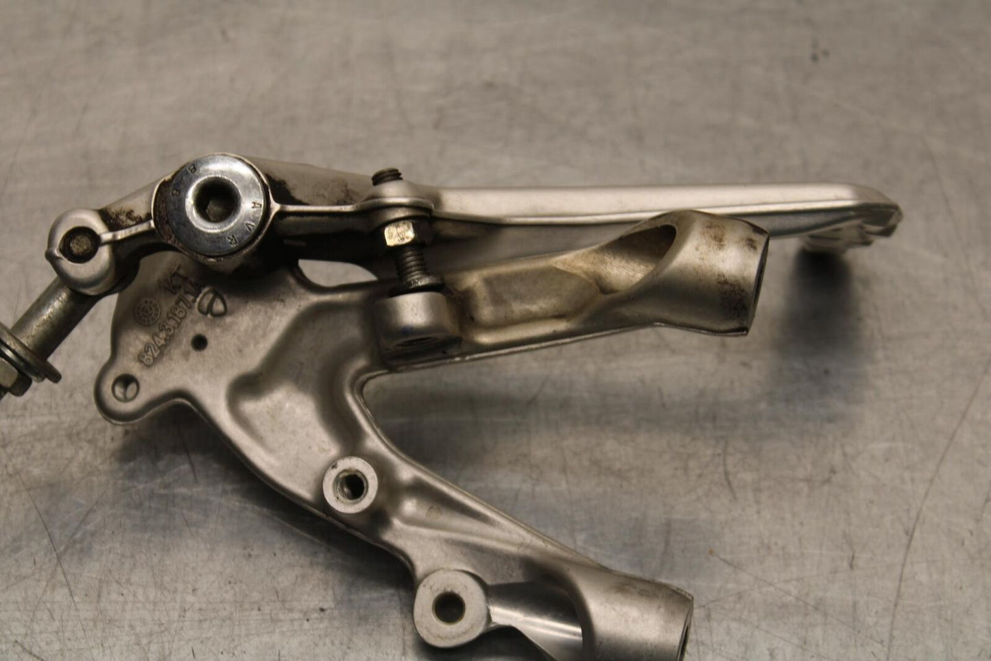 2013 Ducati 1199 Panigale RIGHT REARSET REAR SET DRIVER FOOT PEG REST STOP BB581