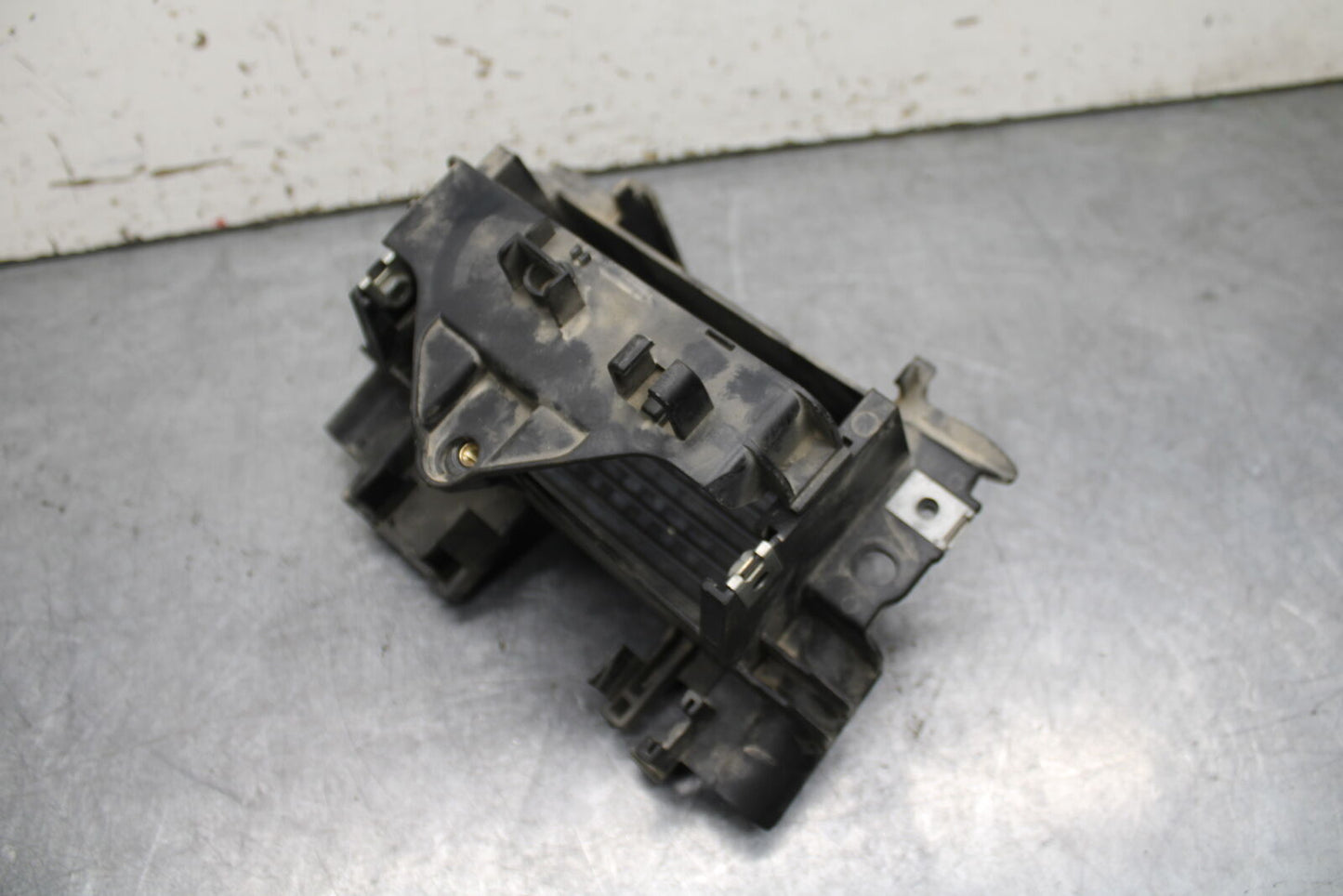 21-24 KTM 890 ADVENTURE R REAR BACK TAIL UNDERTAIL BATTERY TRAY PLASTIC BB723