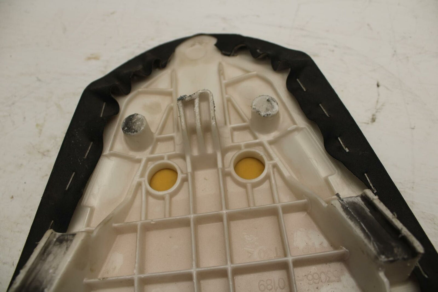 09-12 KAWASAKI NINJA ZX6R REAR BACK PASSENGER SEAT PAD SADDLE PILLION BB272