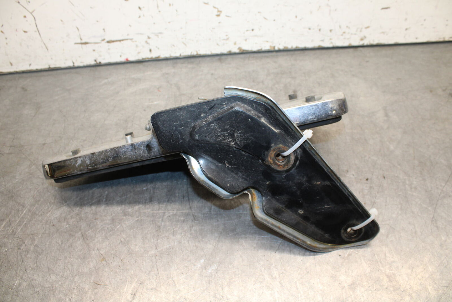 14-16 TRIUMPH AMERICA LT RIGHT FRONT FOOT REST PEG STEP BB720