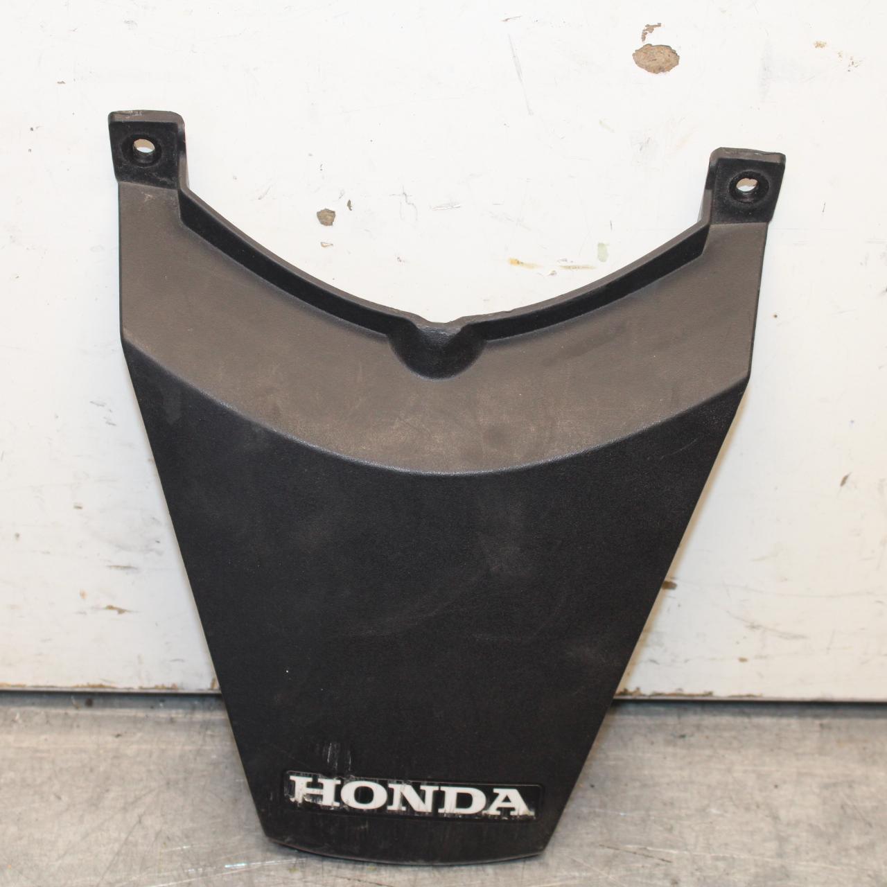 11-19 HONDA CBR125R CENTER REAR BACK TAIL FAIRING COVER TRIM COWL BB105