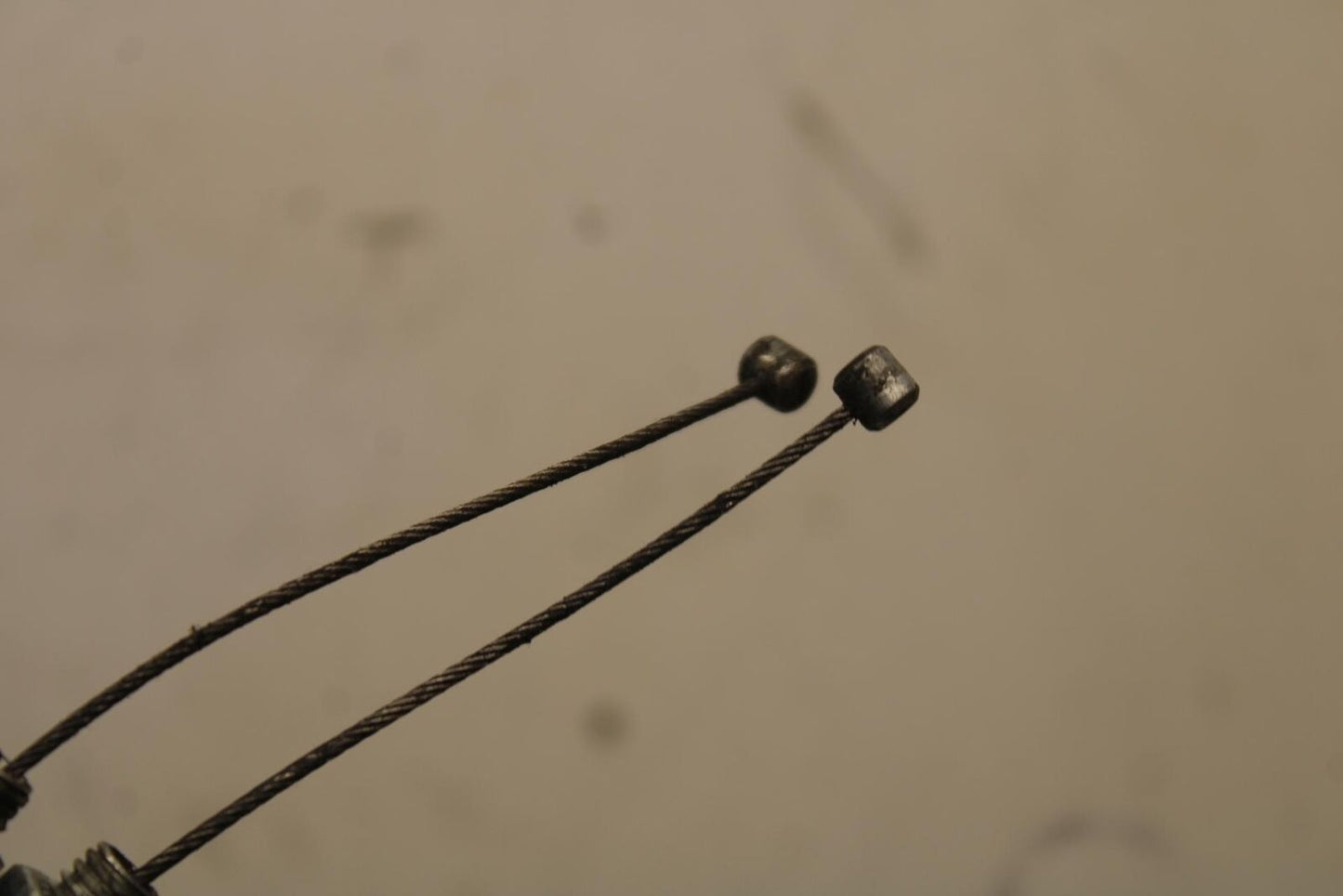 01-03 SUZUKI GSXR600 THROTTLE CABLES LINES BB639