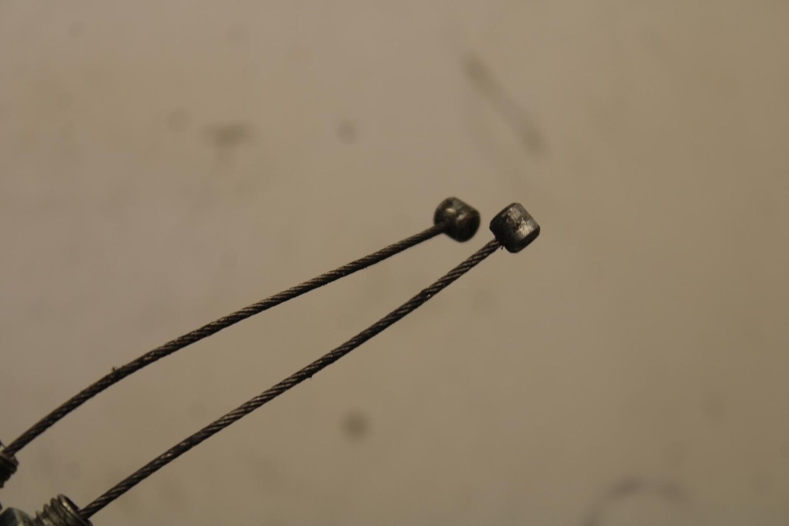 01-03 SUZUKI GSXR600 THROTTLE CABLES LINES BB639