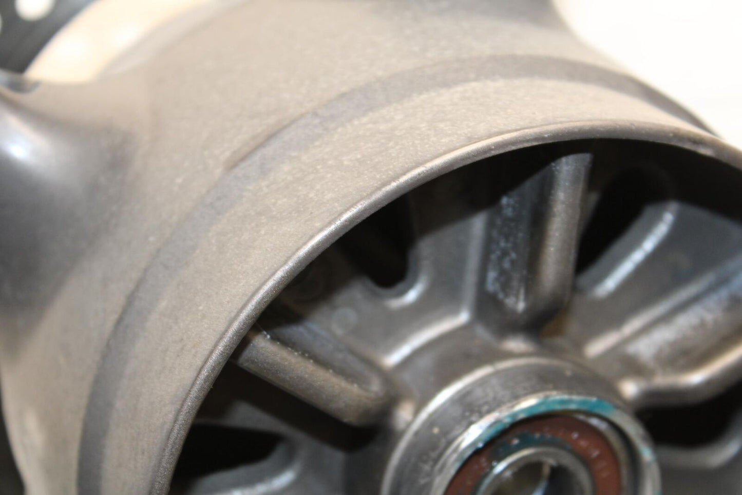2009 Triumph Daytona 675 WHEEL AND REAR ROTOR BACK BRAKE DISC BB584