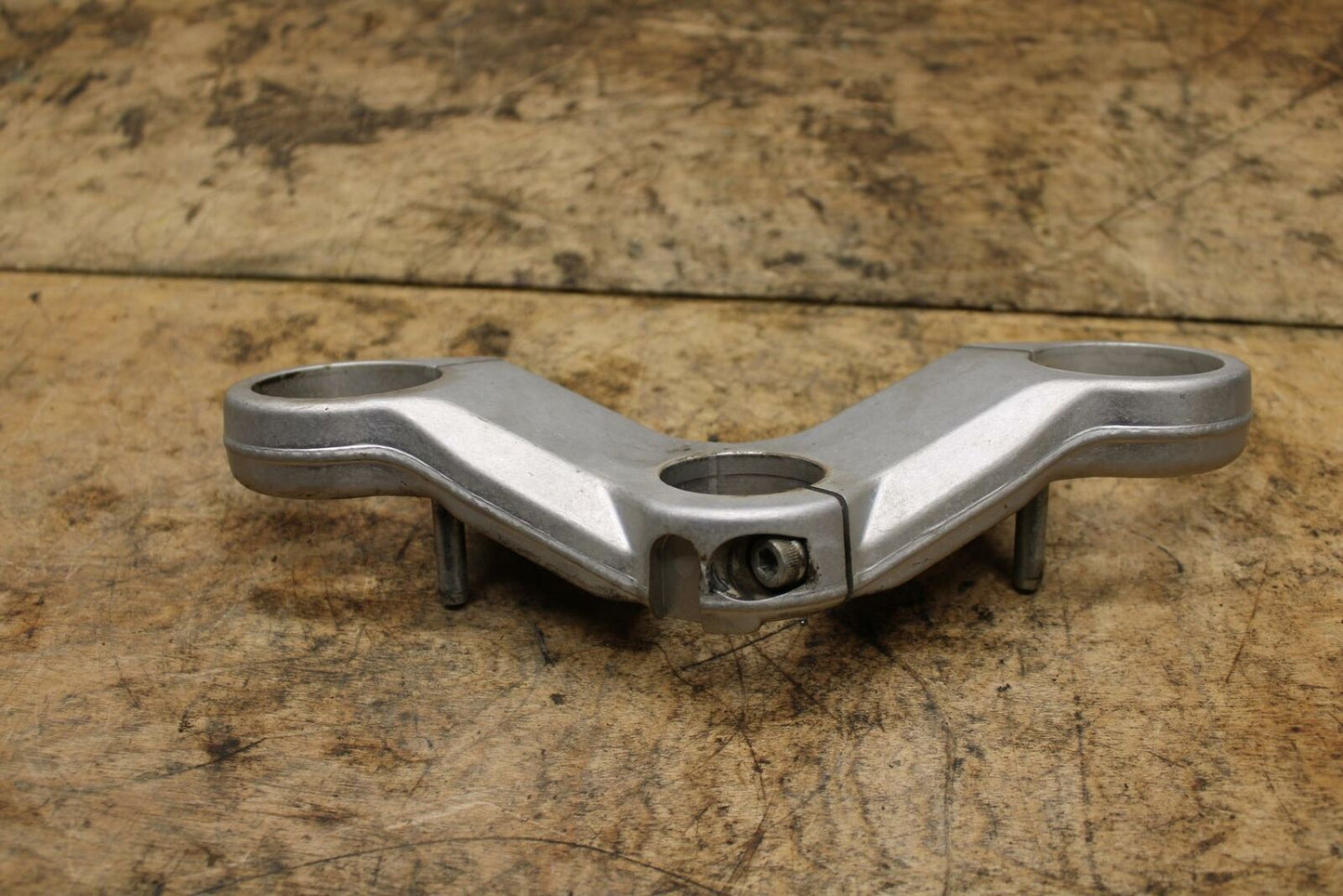 04-07 DUCATI ST3 FORKS UPPER TRIPLE TREE CLAMP BB347
