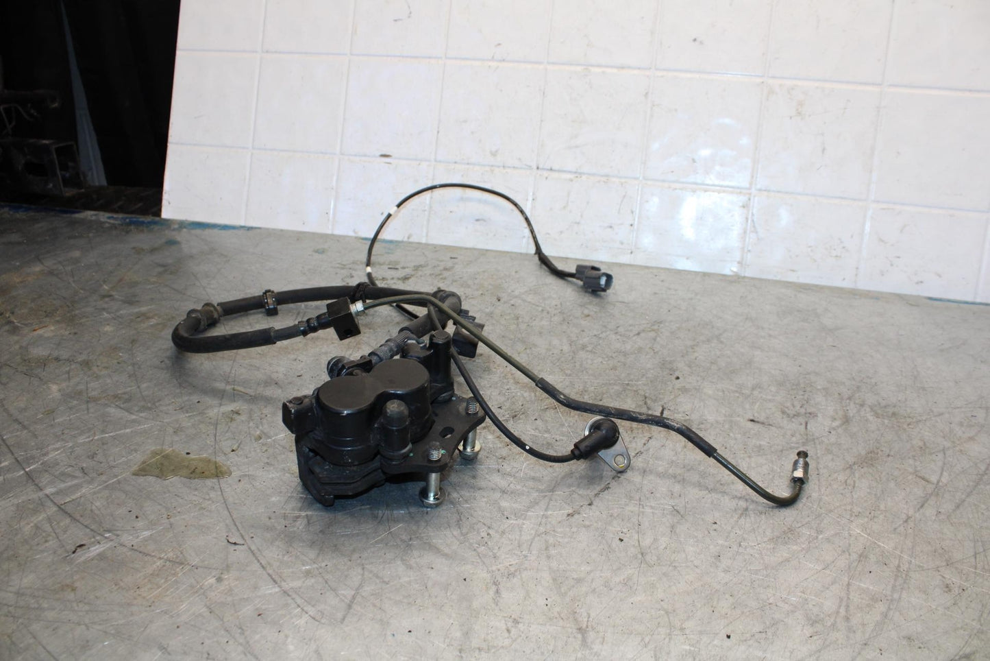 13-17 KAWASAKI NINJA 300 FRONT BRAKE CALIPER BB429