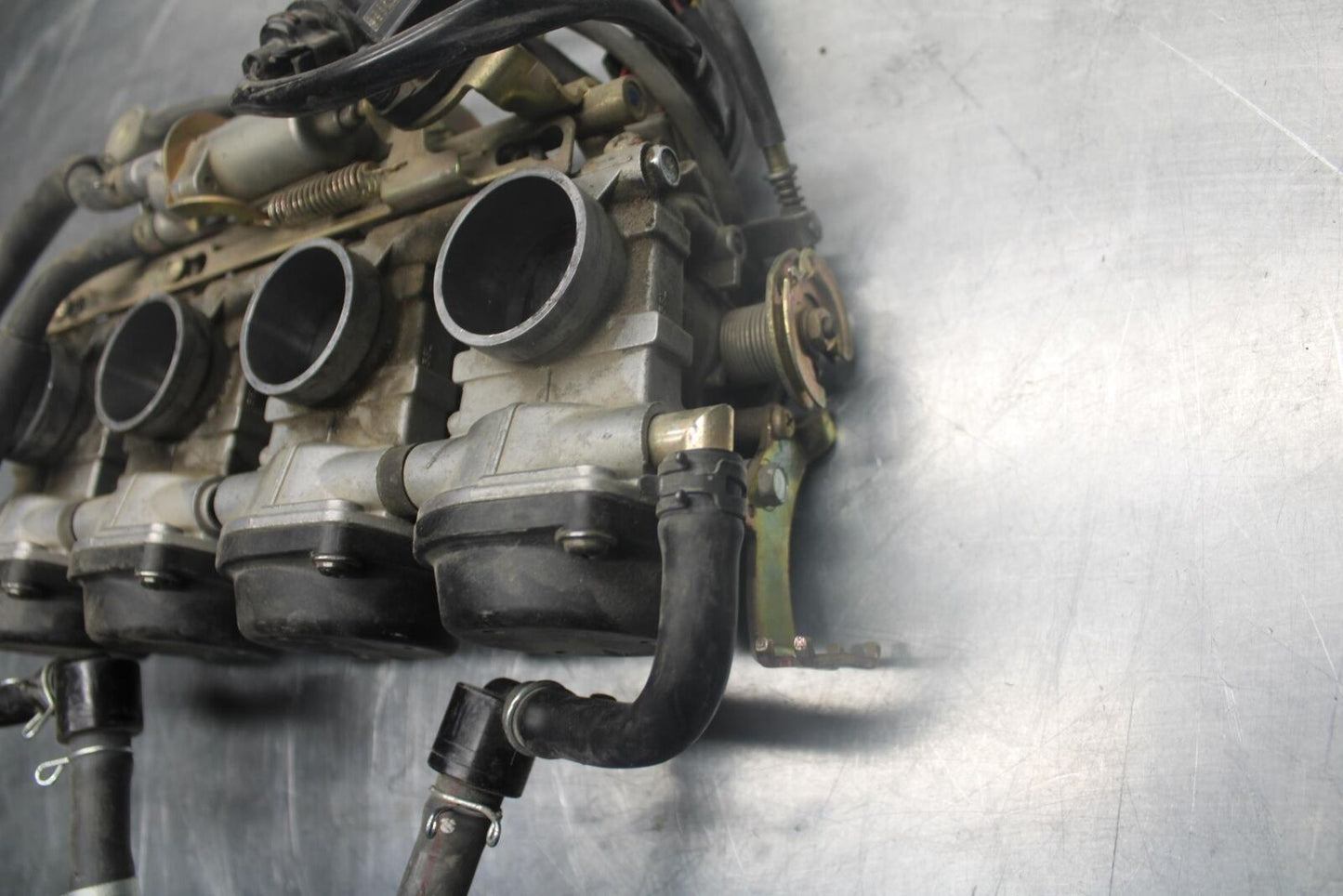 05 YAMAHA YZF R6S MAIN FUEL INJECTORS / THROTTLE BODIES BB462