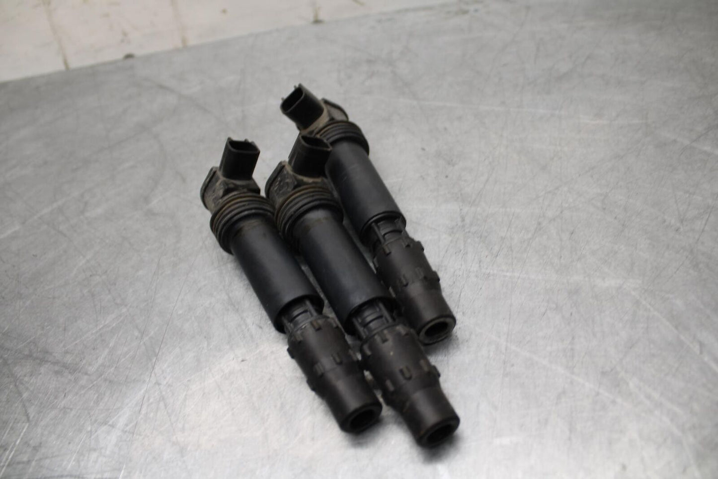 06-07 TRIUMPH DAYTONA 675 DAYTONA 675 IGNITION COILS COIL SPARK PLUG CAPS BB441