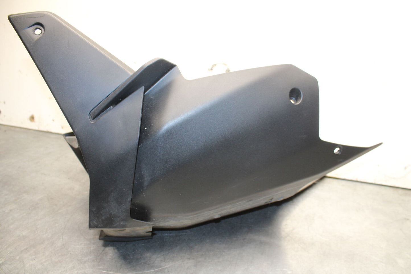 21-24 APRILIA TUONO 660 FACTORY LOWER BOTTOM BELLY FAIRING COWL BB733