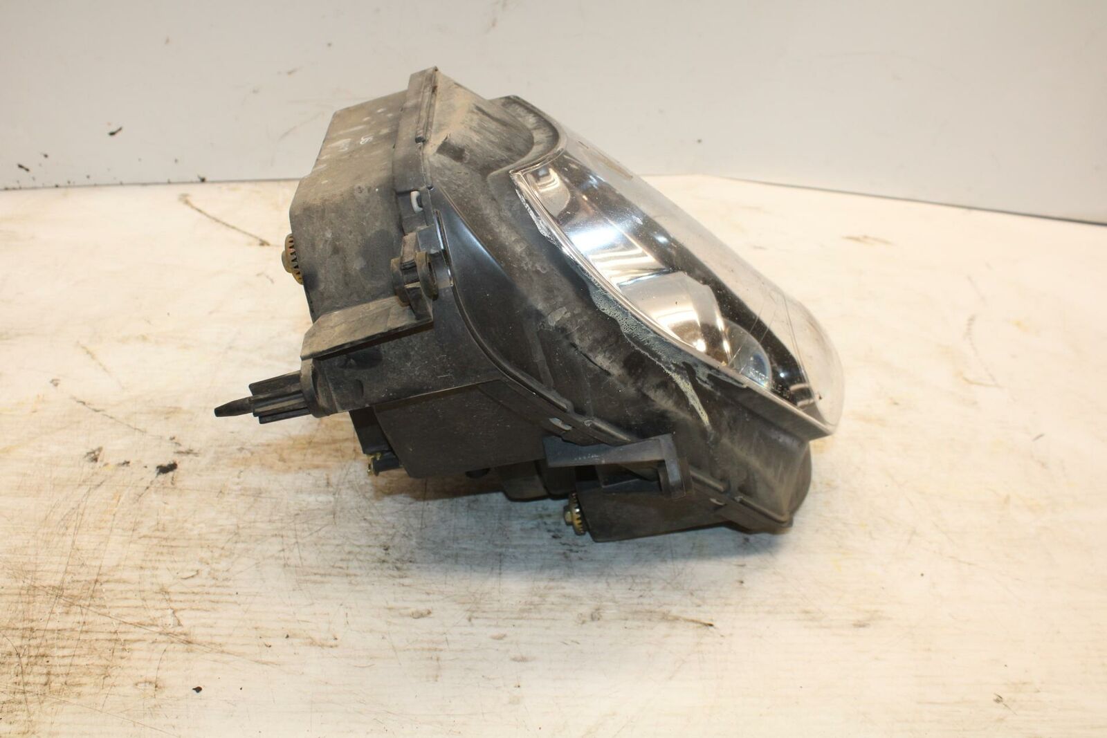 00-07 SUZUKI HAYABUSA FRONT HEADLIGHT HEAD LIGHT LAMP 35100-24F01-999 BB281