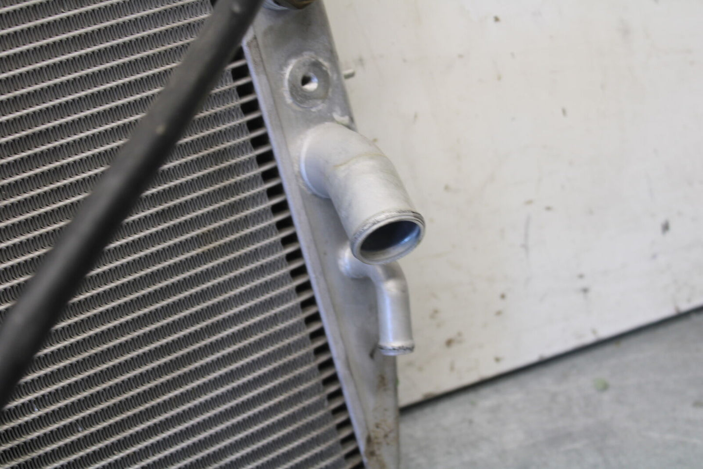 04 SUZUKI GSXR600 ENGINE RADIATOR MOTOR COOLER COOLING RADIATER BB676