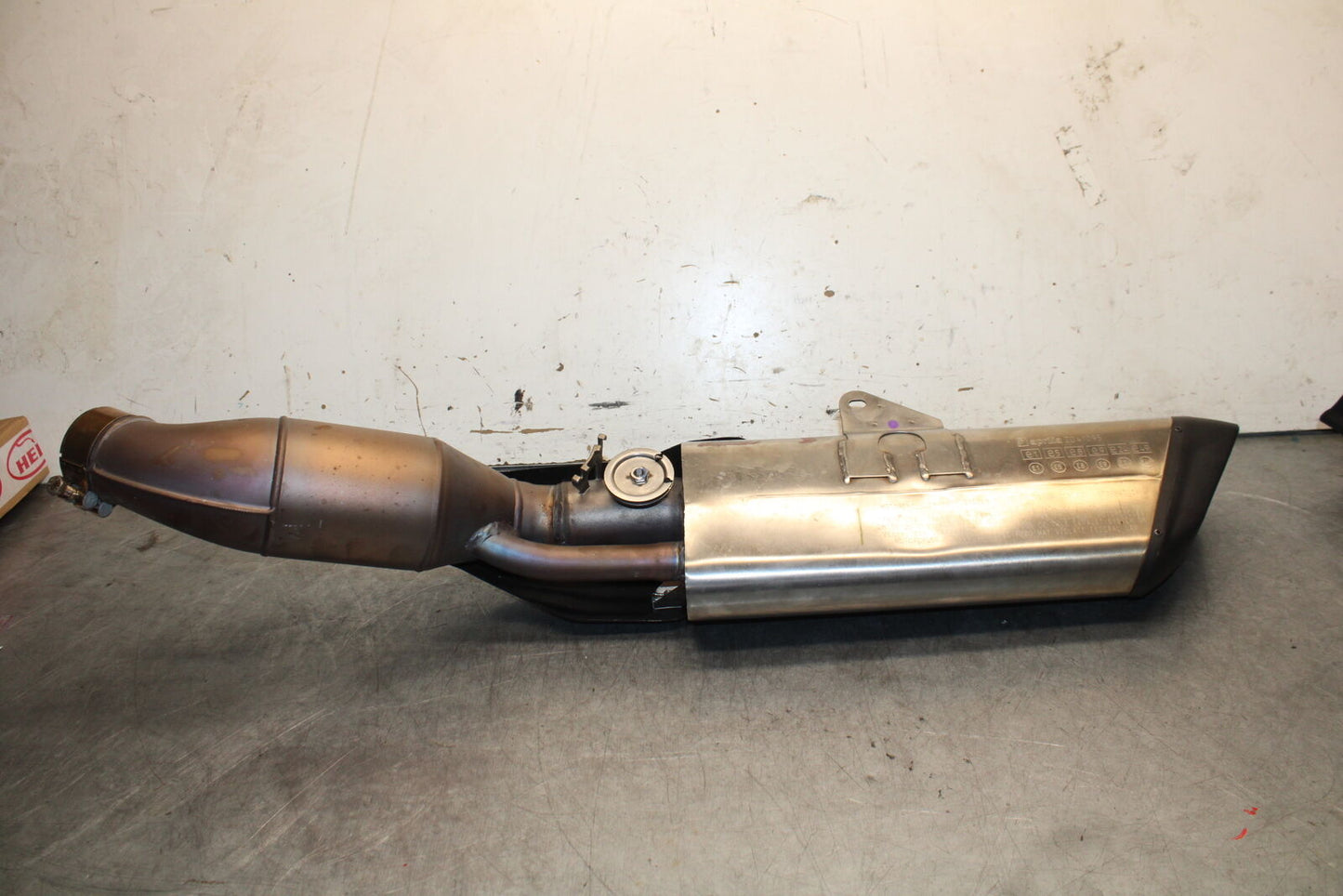 21-24 APRILIA RSV4 EXHAUST PIPE MUFFLER SLIP ON CAN SILENCER BB668