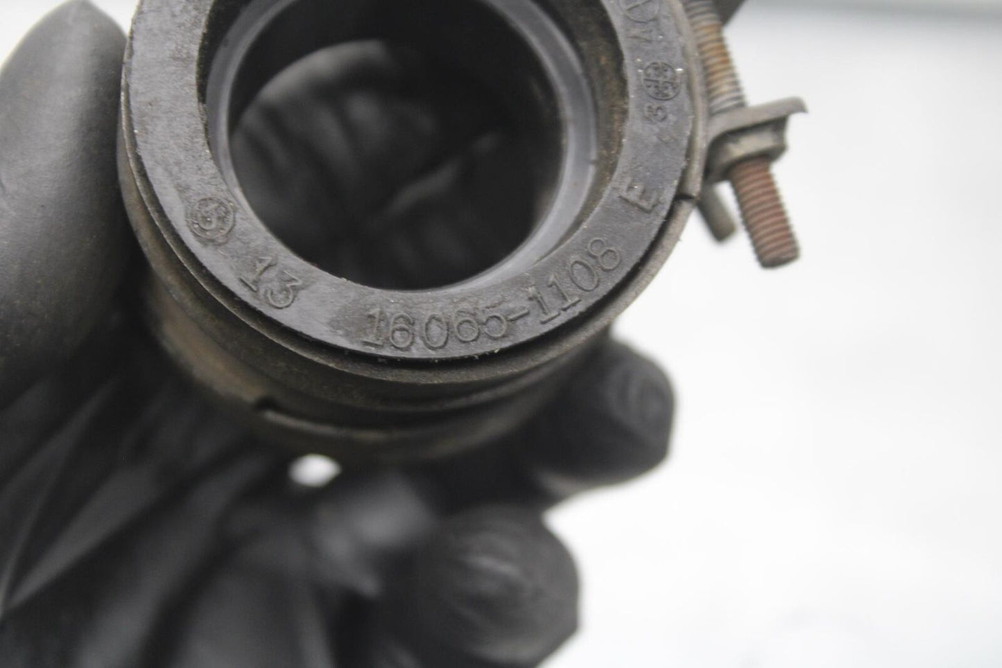 84-86 KAWASAKI GPZ900 AIRBOX INTAKE VELOCITY STACKS BOOTS BB84