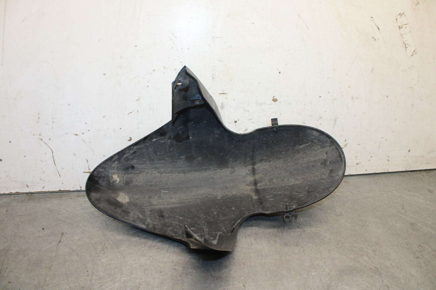 07-08 TRIUMPH DAYTONA 675 FRONT WHEEL FENDER COWL FAIRING BB685