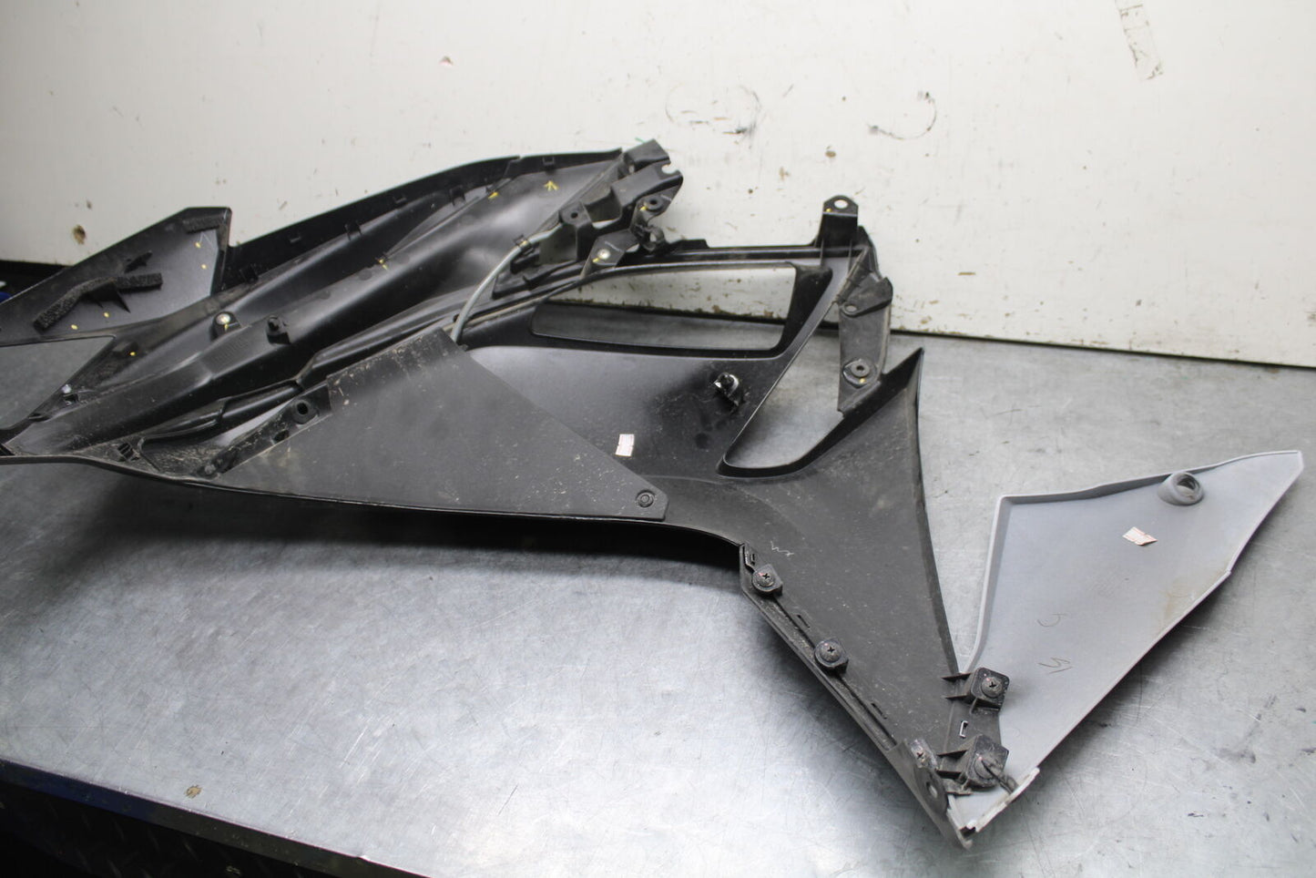 18-24 KAWASAKI NINJA 650 RIGHT LOWER MID UPPER SIDE FAIRING COWL BB725