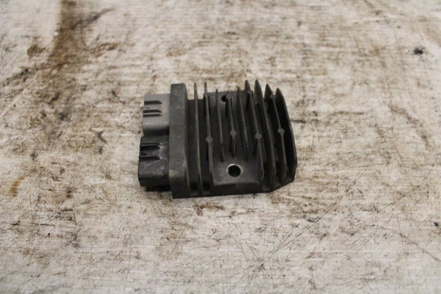 17-19 YAMAHA FZ09 RECTIFIER VOLTAGE REGULATOR BB310