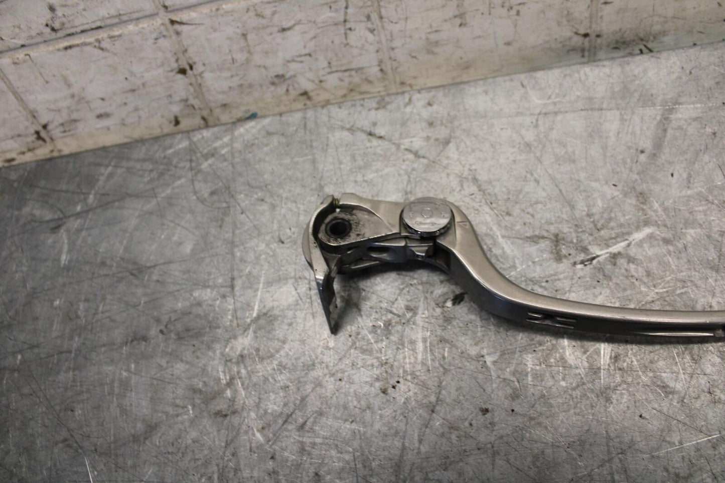 2004 Suzuki GSXR600 RIGHT CLIPON HANDLEBAR BRAKE LEVER 57300-29G01 BB528