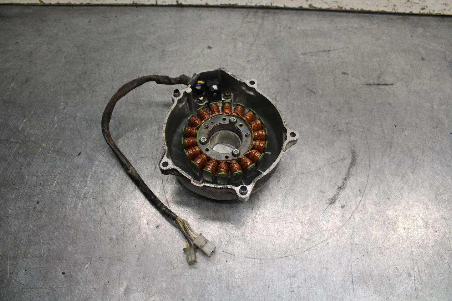 96-07 YAMAHA YZF600R STATOR GENERATOR ALTERNATOR MAGNETO & COVER BB746