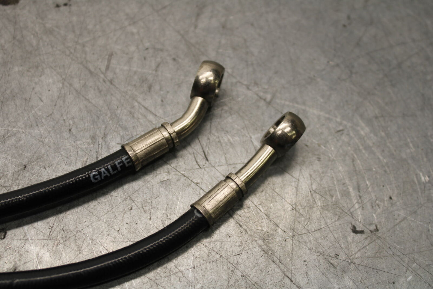 04-05 SUZUKI GSXR600 AFTERMARKET GALFER FRONT BRAKE CALIPER HOSES LINES BB658