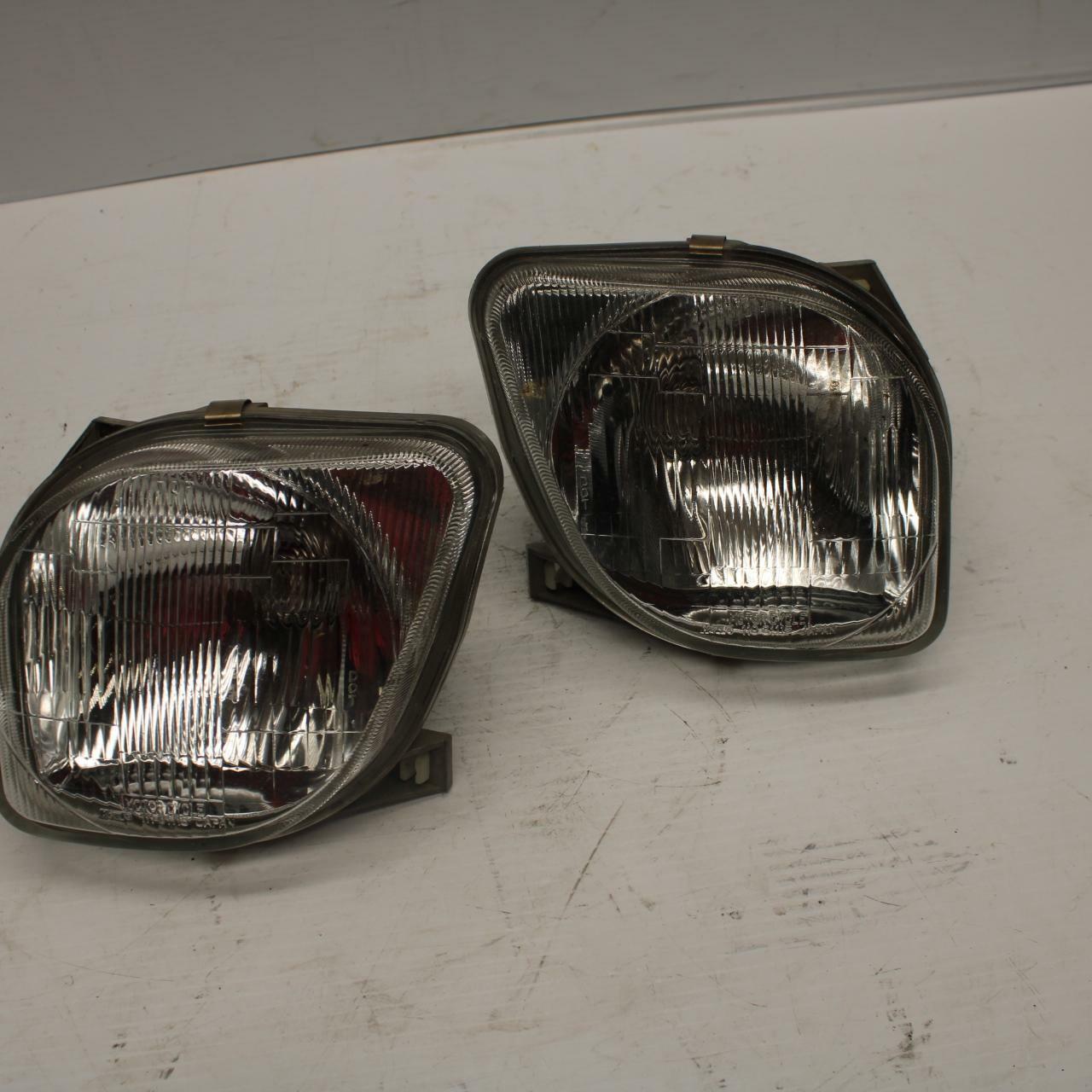 96 YAMAHA YZF750R FRONT HEADLIGHT HEAD LIGHT LAMP BB237