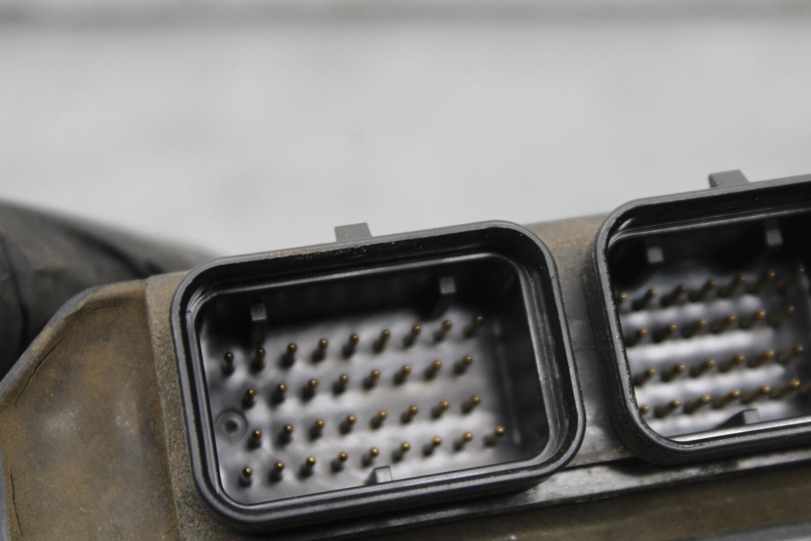 01-03 SUZUKI GSXR600 ECU COMPUTER CONTROLLER UNIT BLACK BOX ECM CDI  BB633