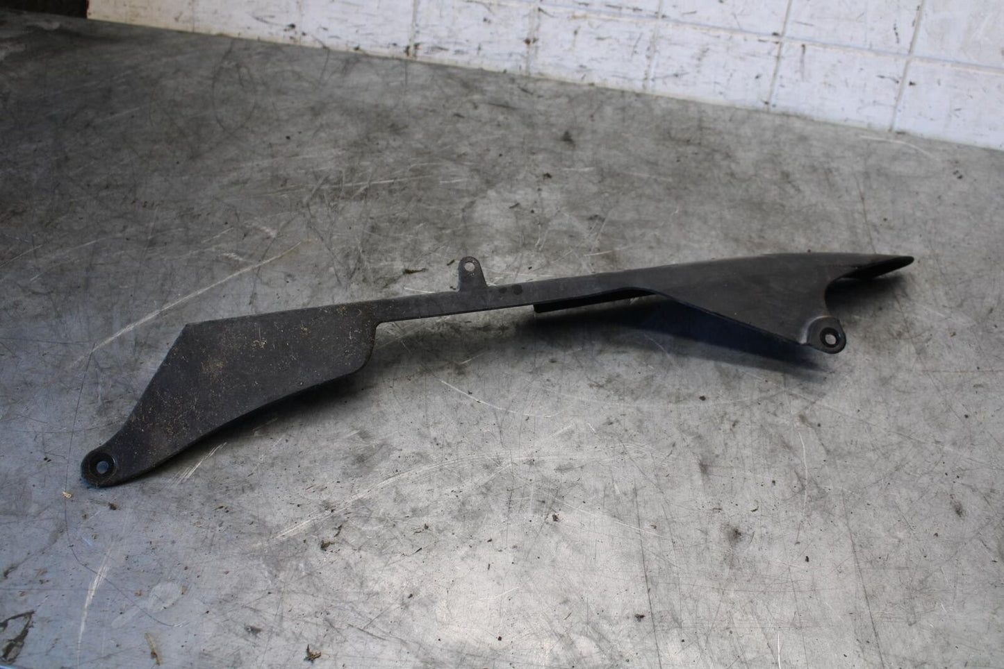 09-12 KAWASAKI NINJA ZX6R REAR BACK DRIVE CHAIN GUARD COVER SHIELD BB544