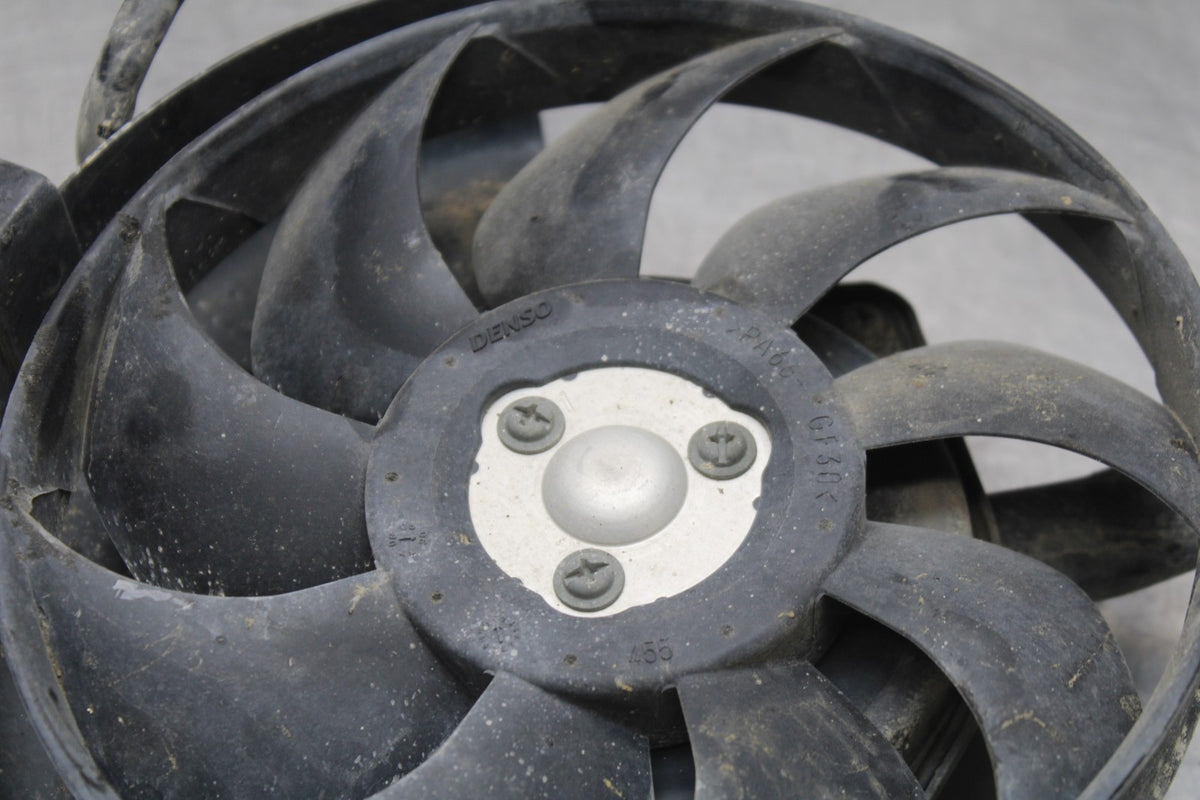06 KAWASAKI Z750 ENGINE RADIATOR COOLING FAN BB837