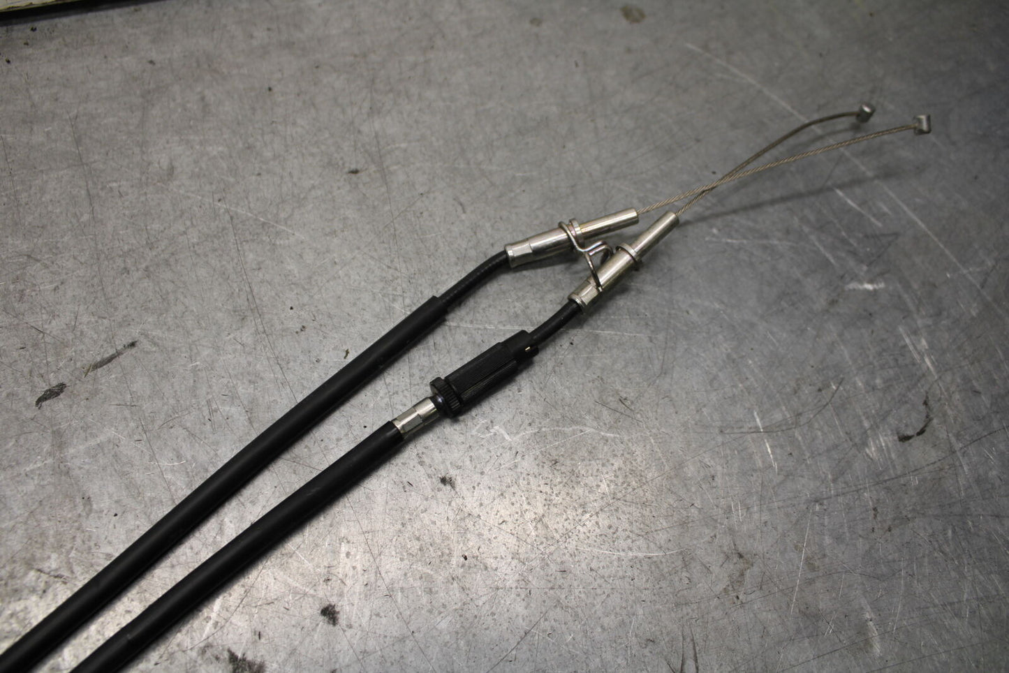 18-23 KAWASAKI NINJA 400 THROTTLE CABLES LINES BB660