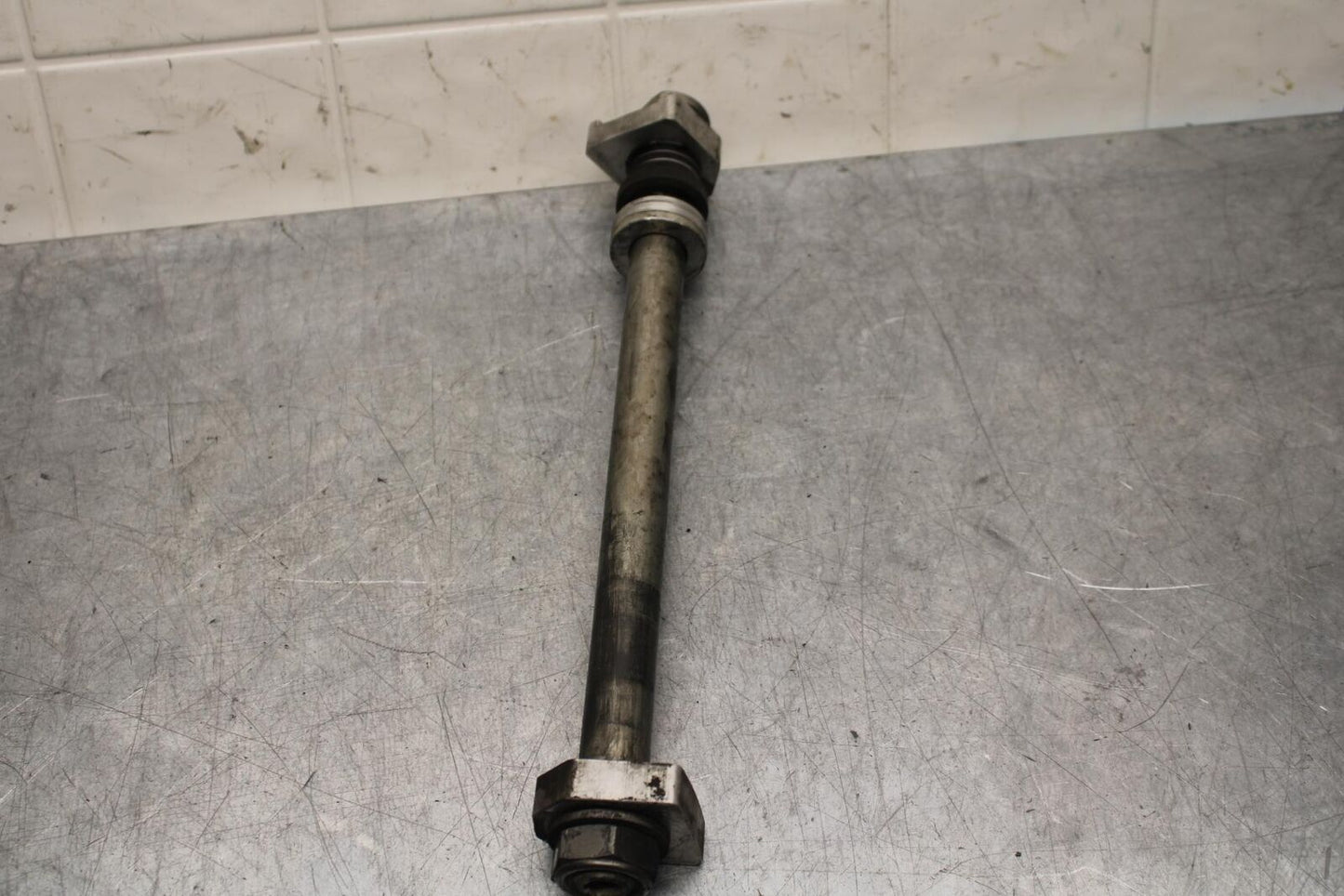 2009 Triumph Daytona 675 REAR AXLE BACK WHEEL RIM PIVOT BOLT AXEL BB584