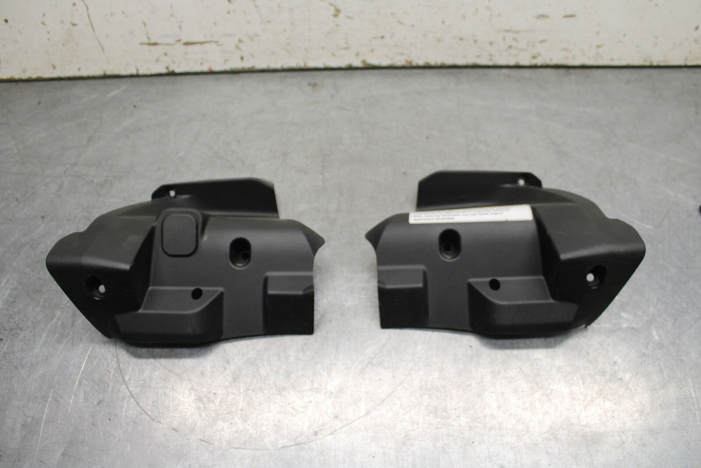21-24 APRILIA TUONO 660 FACTORY FRONT INNER CENTER COWL FAIRING SET BB733