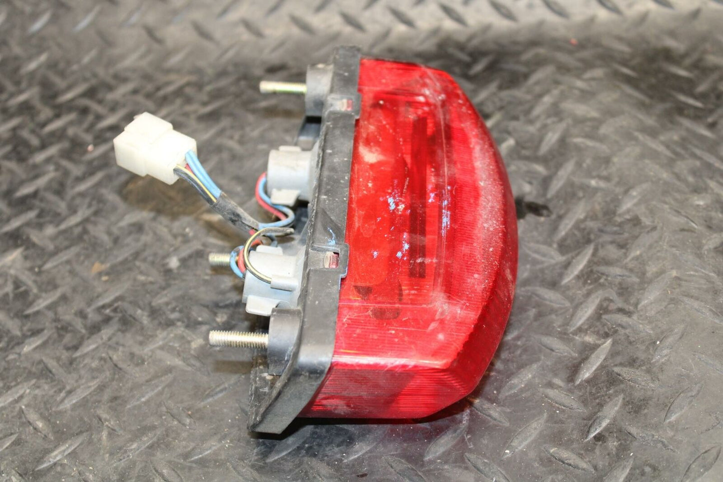 93 KAWASAKI NINJA ZX750L REAR TAIL TAILLIGHT BACK BRAKE LIGHT BB195