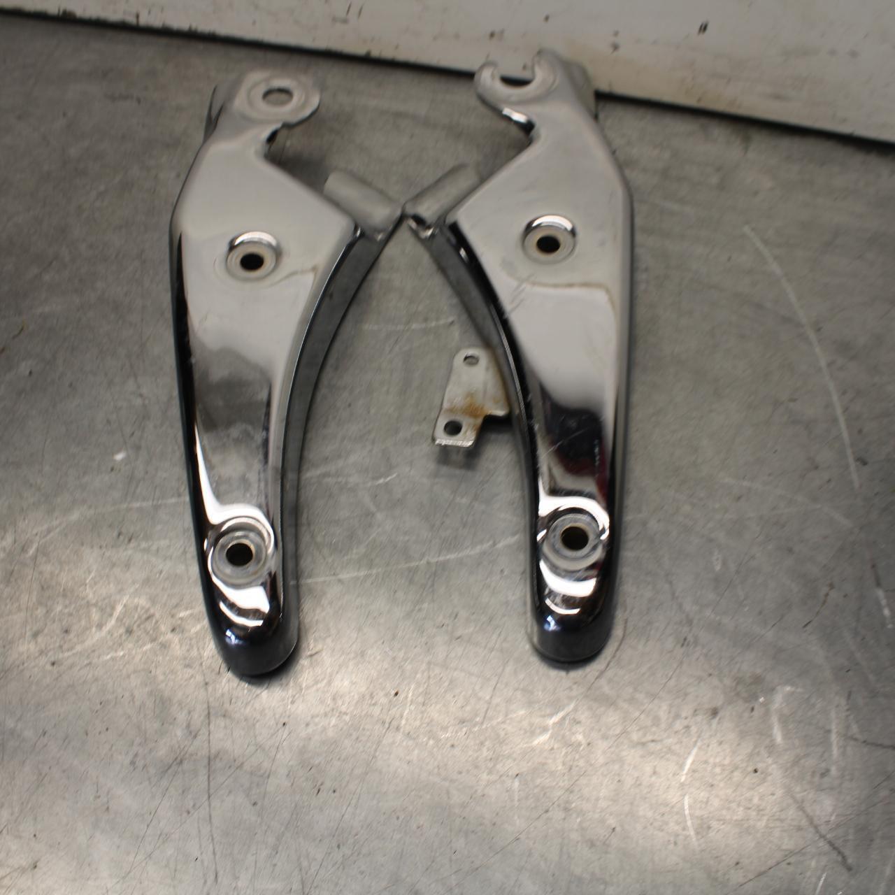 01-02 HONDA SHADOW SPIRIT 750 SUBFRAME FENDER SUPPORT FRAME COVER BB632