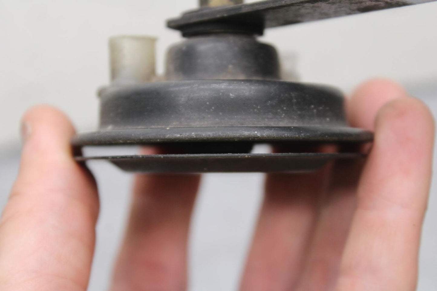 20-23 APRILIA RS660 HORN SIGNAL