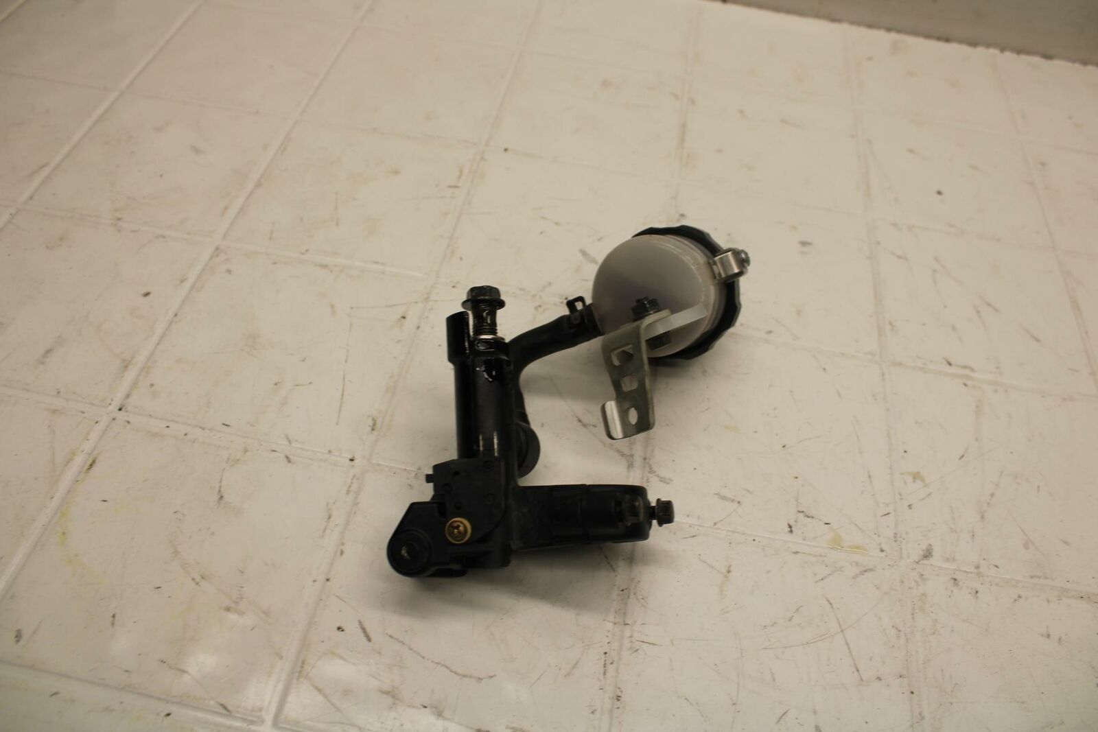 03-05 SUZUKI SV1000 FRONT BRAKE MASTER CYLINDER BB405