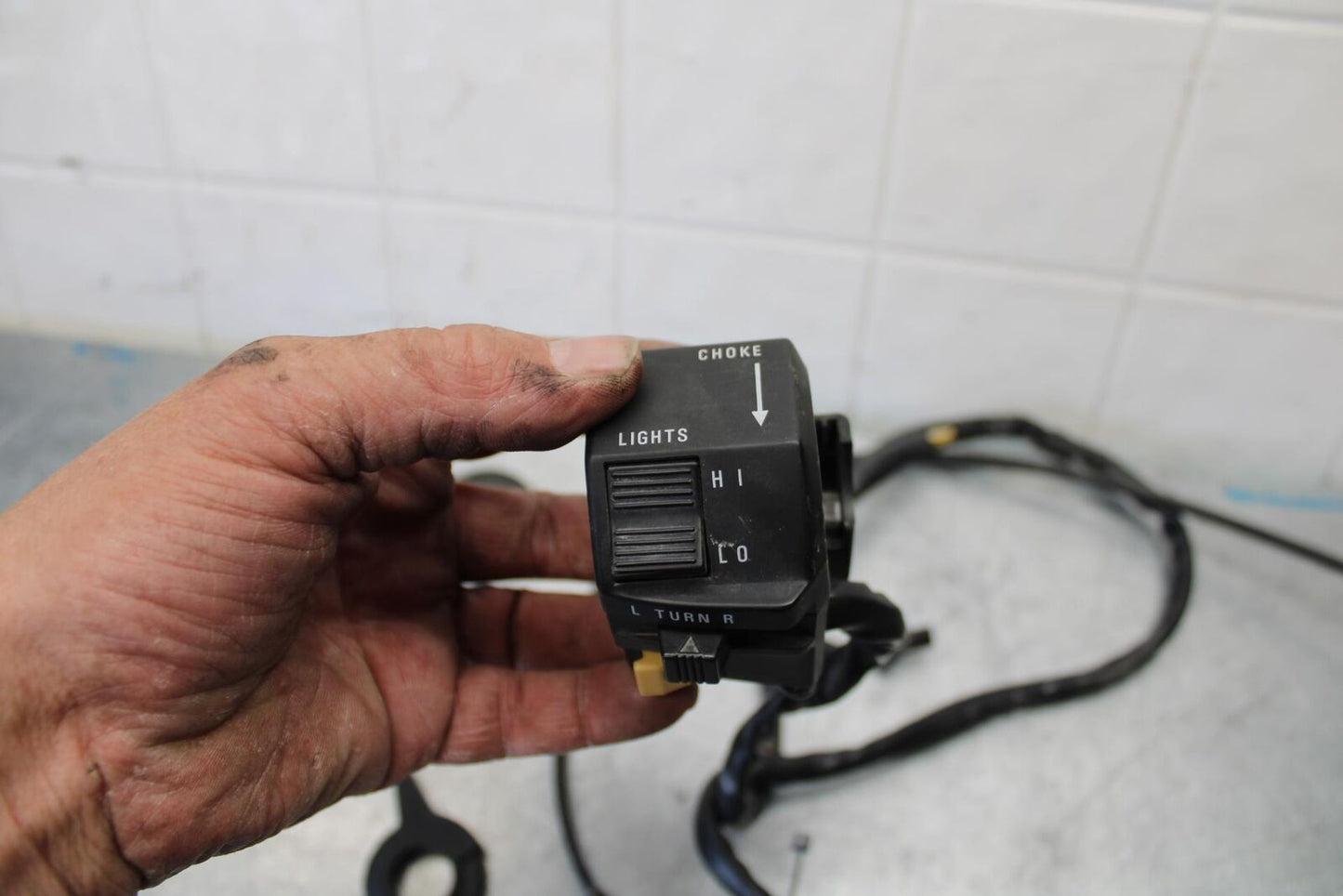 91-92 SUZUKI GSXR1100 GSXR 1100M LEFT CLIP ON HANDLE CHOKE SIGNALS SWITCH BB435