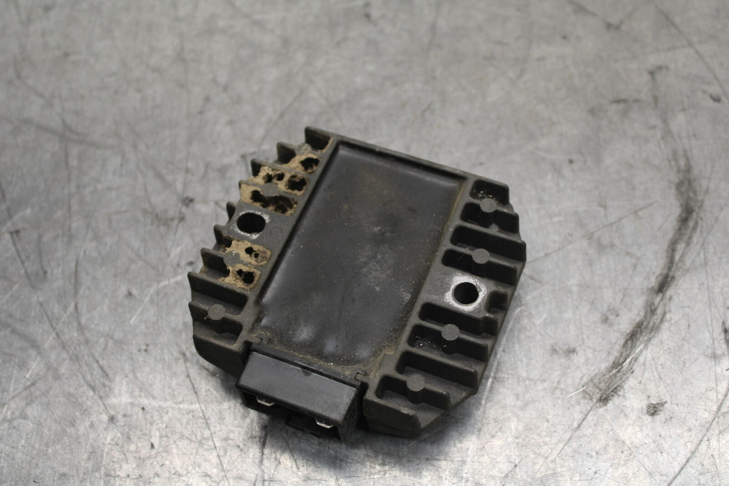 96-07 YAMAHA YZF600R RECTIFIER VOLTAGE REGULATOR BB746