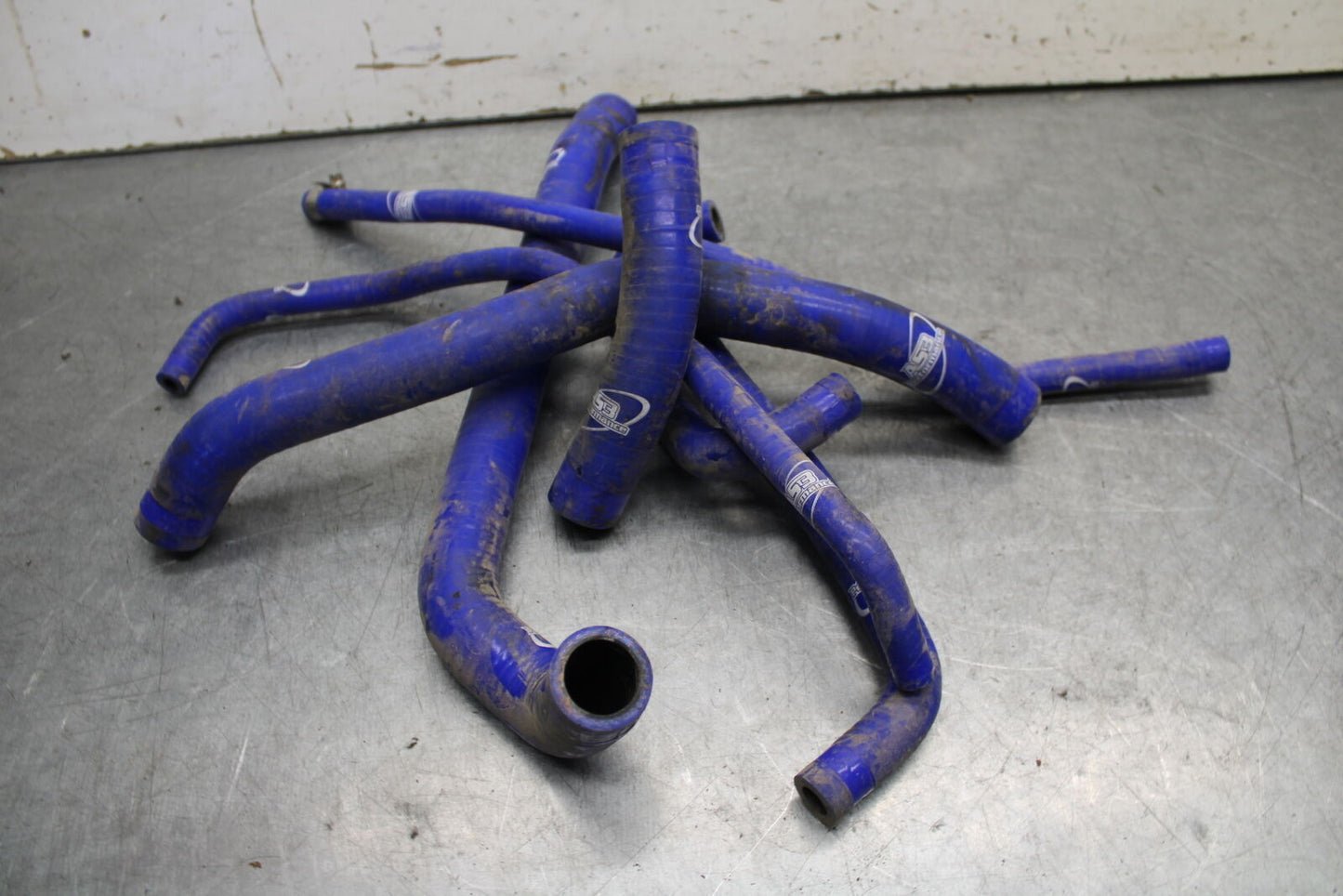 09-11 TRIUMPH DAYTONA 675 AFTERMARKET RADIATOR HOSES BB652