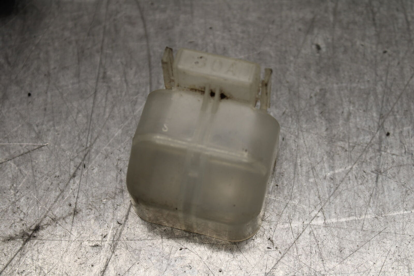 03-04 TRIUMPH DAYTONA 600 ENGINE STARTER RELAY STARTING MOTOR SWITCH BB745