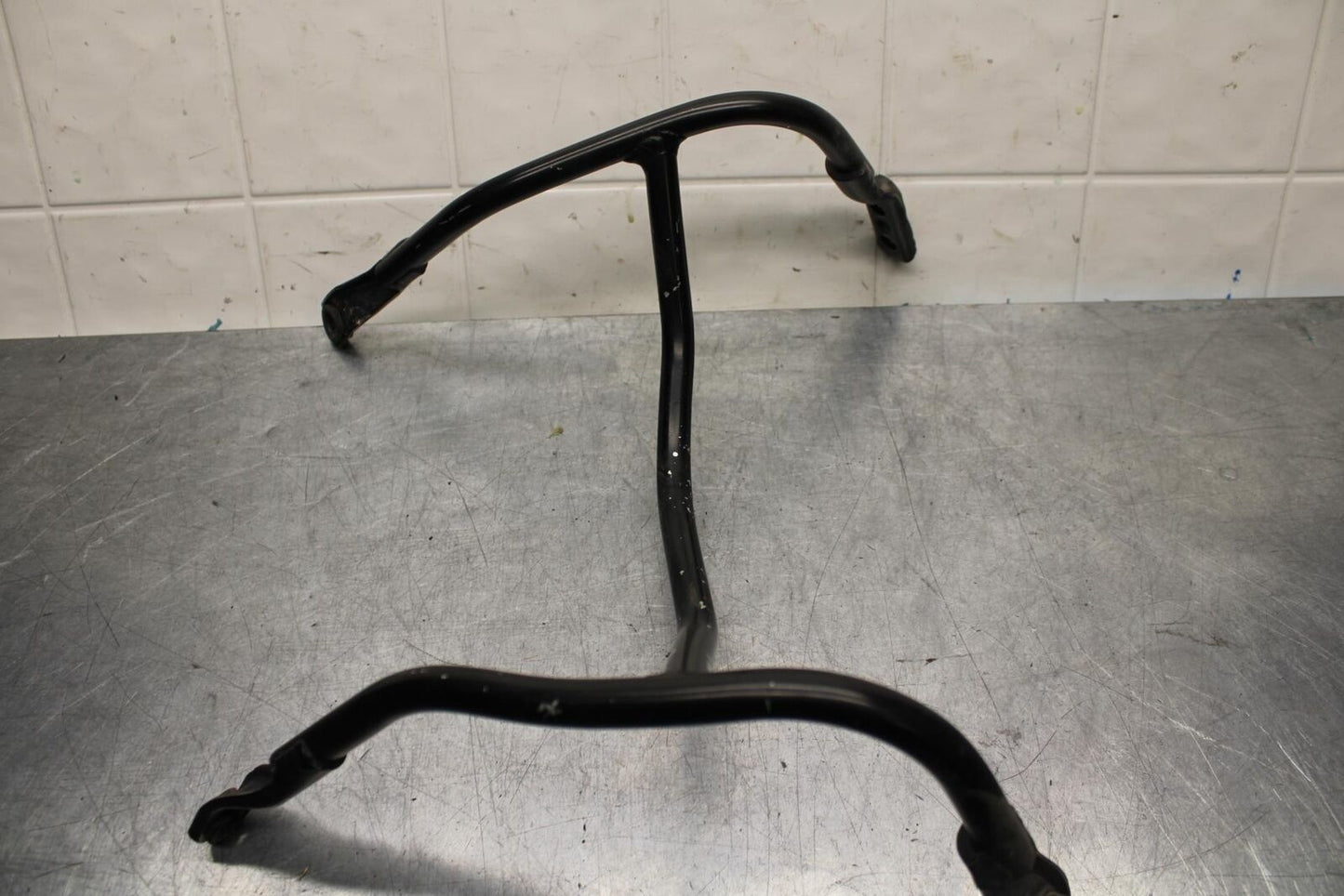 1999 Suzuki GSXR600 UPPER FAIRING MIRROR GAUGES STAY BRACKET BB580