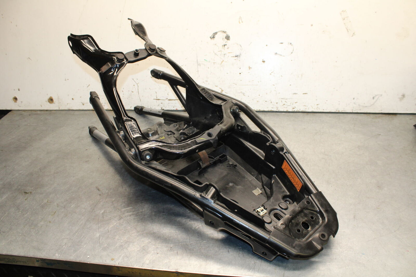 17-24 KTM 390 DUKE REAR SUBFRAME BACK SUB FRAME BB734